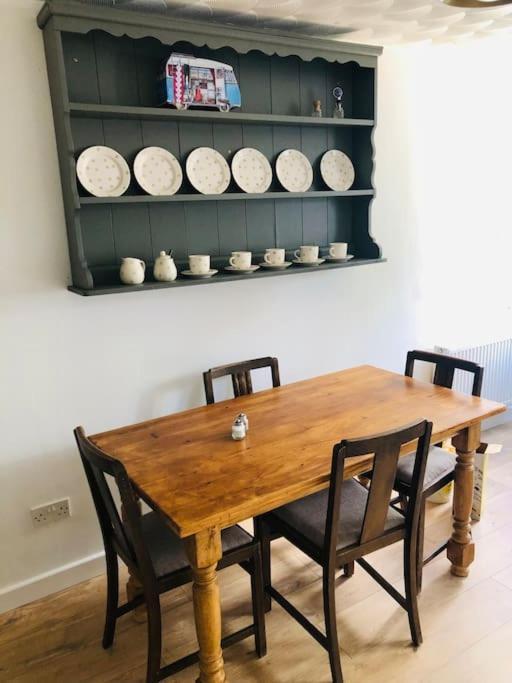 The Town House Villa Aylsham Ngoại thất bức ảnh
